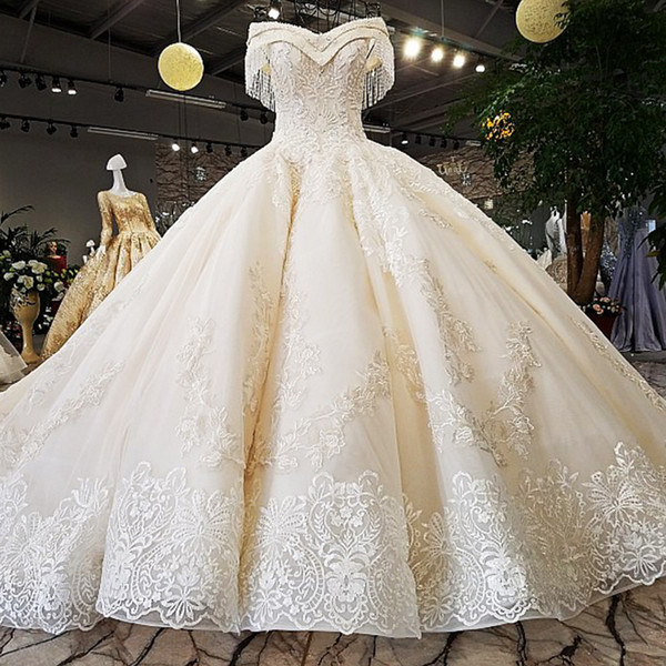 Ball Gown Luxury Wedding Dress Sweetheart Off The Shoulder Lace Up Ivory/Champagne Bridal Wedding Gowns Long Train with Crystal Tassel