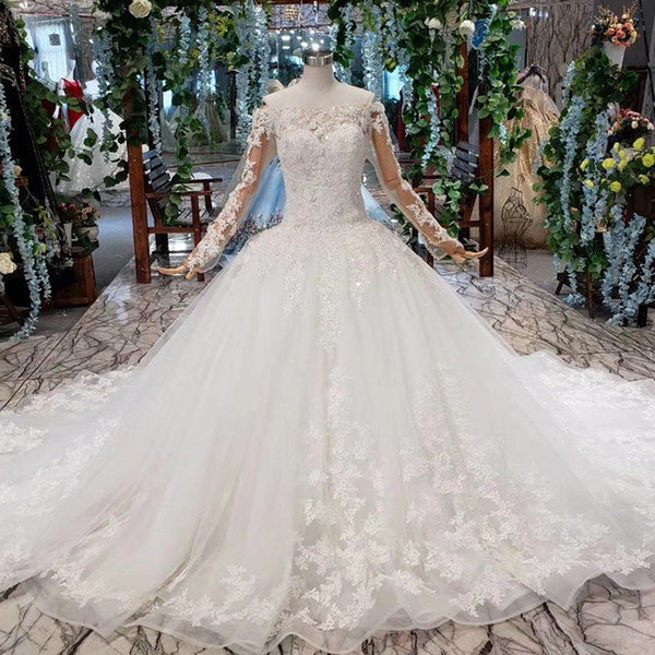 2022Latest Bohemian Wedding Dresses Long Tulle Sleeve Lace Up Back Bateau Neck Sequin Pearl 3D Hand Made Applique Pattern Bridal Gown Beach