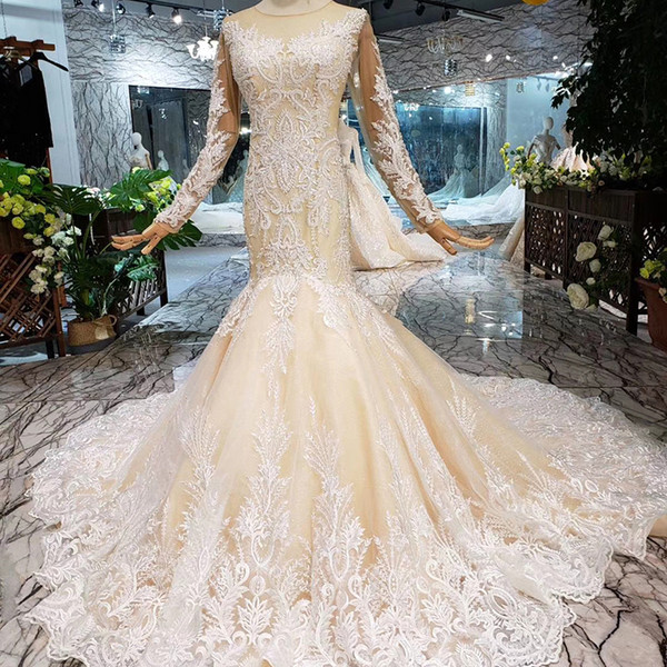 2022Latest Bohemian Mermaid Wedding Dresses Long Tulle Sleeve Zipper Illusion Back O Neck 3D Crystal Sequins Applique Pattern Wedding Gowns