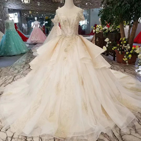 Luxury Light Champagne Wedding Dresses Long Train Off The Shoulder Sweetheart Lace Up Back Appliques Wedding Gowns 2022Newest Puffy Skirt