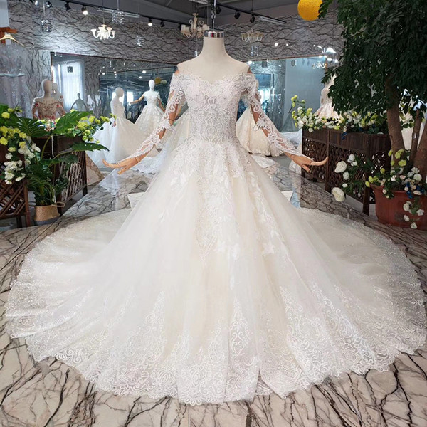 2022Long Lace Sleeve Wedding Dresses Lace Up Back Strapless Exquisite Crystal Sequins 3D Floral Applique Lebanon Garden Wedding Gowns