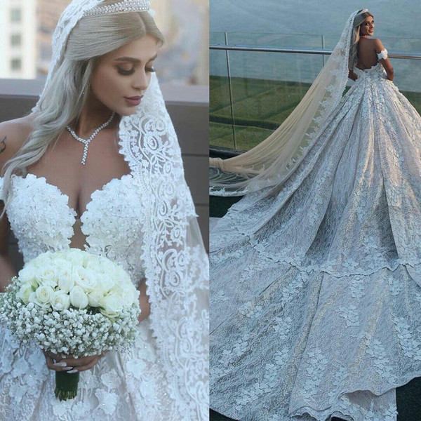 Luxurious Lace Ball Gowns Dubai Saudi Arabic Wedding Dresses Elegant Off Shoulder Sequins Appliques Long Train Bridal Gowns Backless