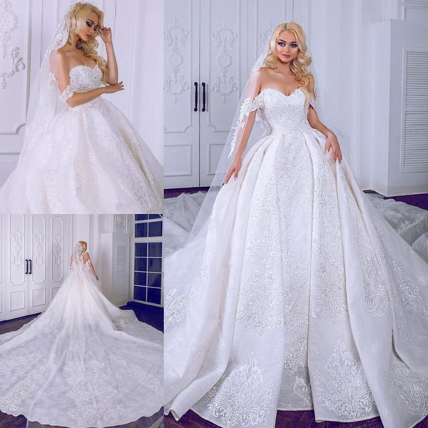 Fabulous Dubai White Princess Wedding Dresses Full Lace Appliques Ball Gown Off-the-shoulder Bridal Gowns with Long Train