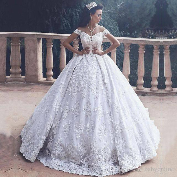 Saudi Arabic Dubai Luxury 3D Flora Appliques Lace Wedding Dresses Vintage Ball Gown Sweep Train Bridal Wedding Gowns Custom Made Luxury