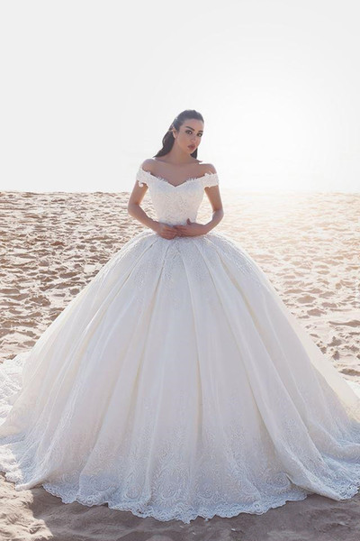 New Arrival Luxury Ball Gown Wedding Dresses Saudi Arabia Off Shoulder Lace Applique Satin Bridal Gowns Custom Dubai Wedding Dresses