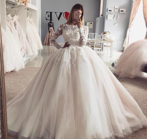 Vintage New Arabic Dubai Princess Wedding Dress Puffy Sheer Long Sleeves Lace Appliqued Tulle Bride Bridal Gown Plus Size Custom Made