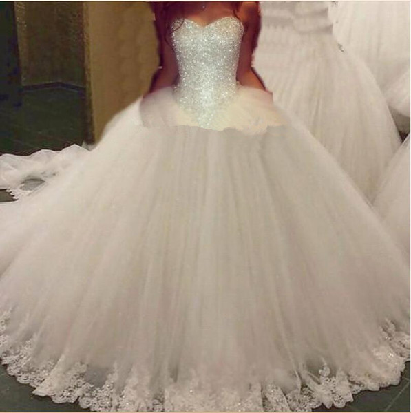 Modest Elegant Sweetheart Tulle Ball Gown Wedding Dresses Beaded Top Lace up Applique Floor length Bridal Gowns plus size Wedding Gowns