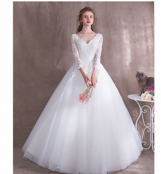 Tulle Ball Gown Wedding Dresses with 3/4 Sleeves Lace Appliques V Neck Wedding Gown White Ivory