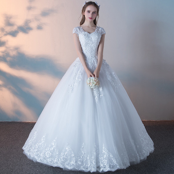 Cap Sleeves Tulle Ball Gown Wedding Dresses with Pearls Short Sleeves Floor Length Wedding Gowns with Lace Appliques