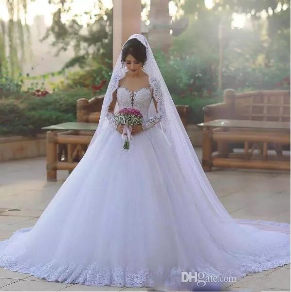 Vintage Ball Gown Wedding Dresses with Lace Appliques Illusion Bodice Bridal Gowns Long Sleeves Bride Dress