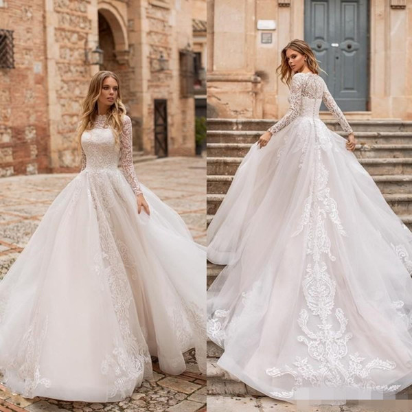 Naviblue Dolly Modest Long Sleeves Wedding Dresses Ball Gown Bateau Neck Lace Appliqued Bridal Gowns Court Train Plus Size vestido