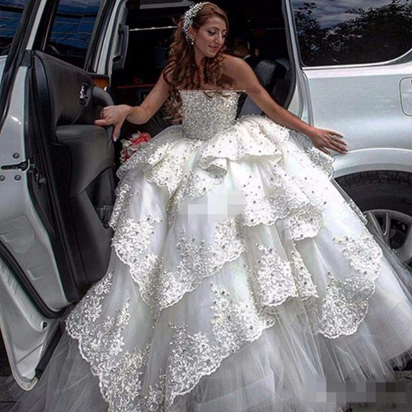 Luxury Puffy Ball Gown Wedding Dresses Heavy Beading Lace Tiered Strapless Bridal Dress Tulle Layers Custom Made Dubai Wedding Gowns