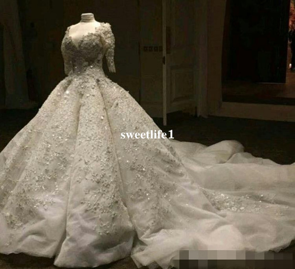 Luxury Beaded Ball Gown Wedding Dresses V Neck Long Sleeve Appliques Lace Sweep Train Church Bridal Gown Arabic Style