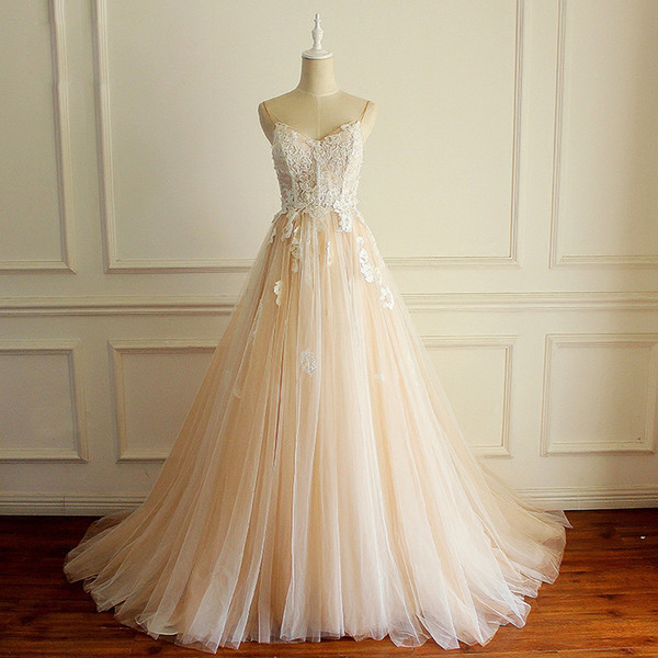 Fairy Champagne Wedding Dresses Ball Gown Sweep Train Pleats Tulle Ivory Floral Applique with Sequins Beads Lace-up Back Wedding Dress