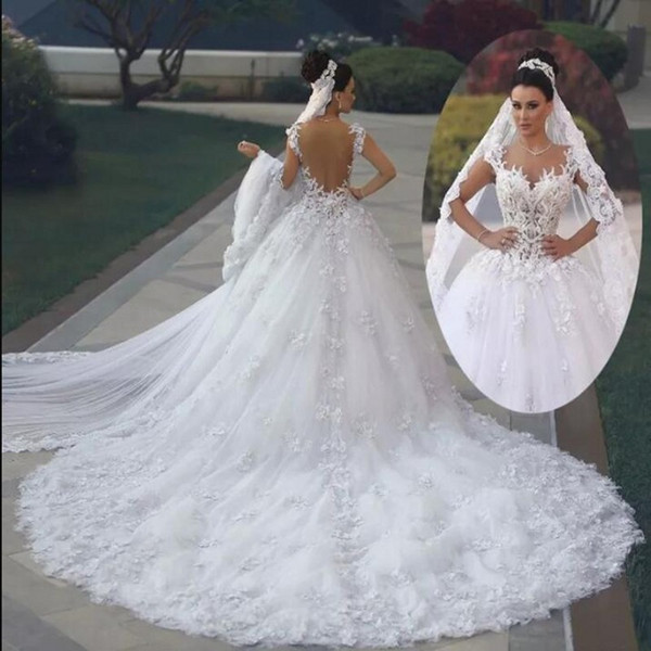 Custom Made New Cap Sleeves Ball Gown Wedding Dresses Sexy Backless Puffy Long Train Appliqued Bridal Gowns