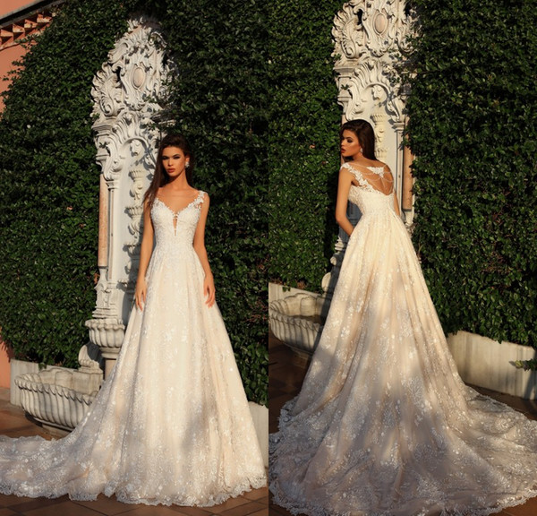 New Arrival Designer Wedding Dresses Sheer Neck Sleeveless Beading Back Full Lace Court Train Bridal Gowns Custom Made