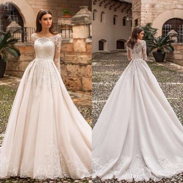 Elegant Designer Wedding Dresses Bateau Neck Lace Appliqued Long Sleeves Bridal Gowns Sweep Train Plus Size vestido de novia