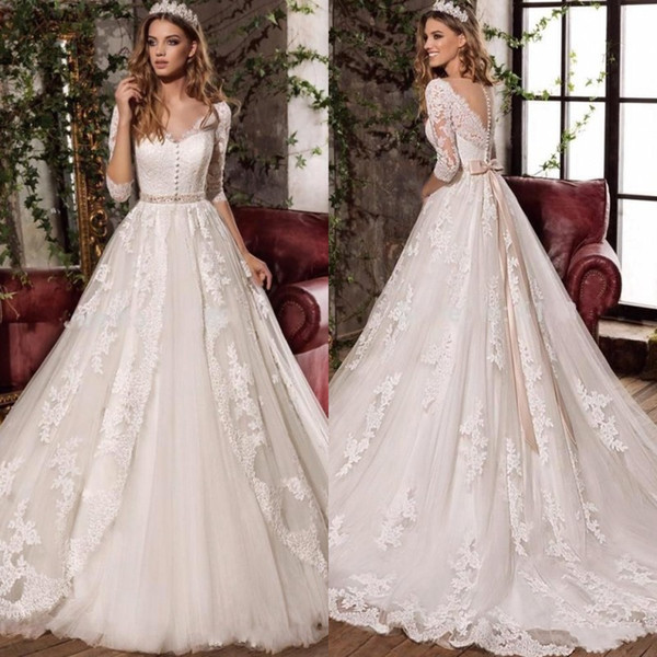 Sexy V-Neck Bow Princess Wedding Dresses Modest Appliques Vestido De Noiva Half Sleeves Plus Size Bridal Gowns BA4333