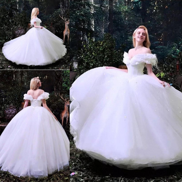 Ball Gown Corset Wedding Dresses Off Shoulder Sweetheart with 3D Handmade Flowers Lace Applique Chapel Train Bridal Gowns