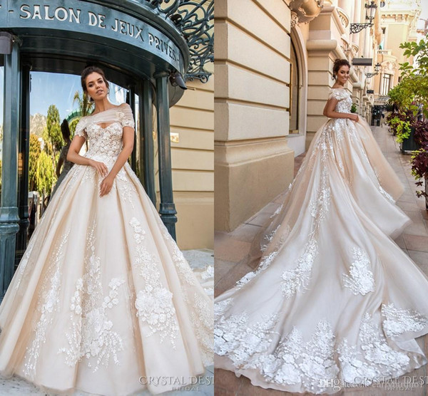 Gorgeous Designer Wedding Dresses 3D Floral Applique Cathedral Train Lace Up Back Luxury Bridal Gowns Custom Made