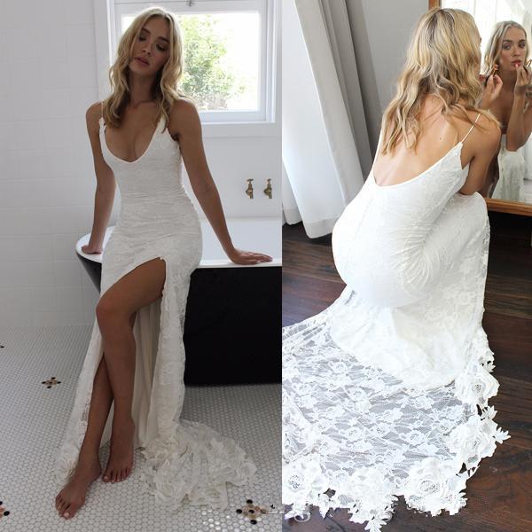 Sexy Lace Beach Wedding Dresses New Hot Selling Custom Made Bohemian Style High Split Spaghetti Strap Sheath Backless Bridal Gowns W600