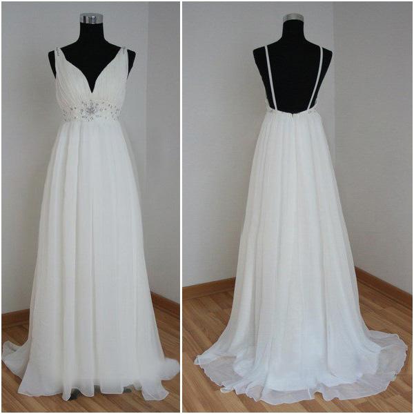 Deep V neck Beach Wedding Dresses Backless With Spaghetti Straps Chiffon Crystal Beaded Pleated Full Length Wedding Bridal Gowns 