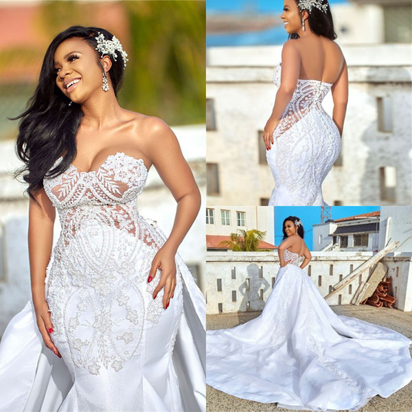 Sexy Lace Appliqued Memaid Wedding Dress With Detachable Train Luxury Strapless Sheath Plus Size African Bridal Gown