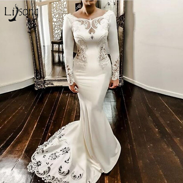 African White Long Sleeves Mermaid Wedding Dresses Plus Size Off The Shoulder Lace Appliqued Plus Size Sheath Bridal Gown