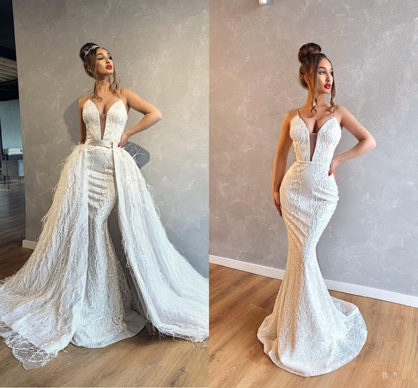 Sexy Spaghetti Mermaid Wedding Dresses With Detachable Train Vintage OPen Back Feathers Satin Lace Appliqued Bridal Gown