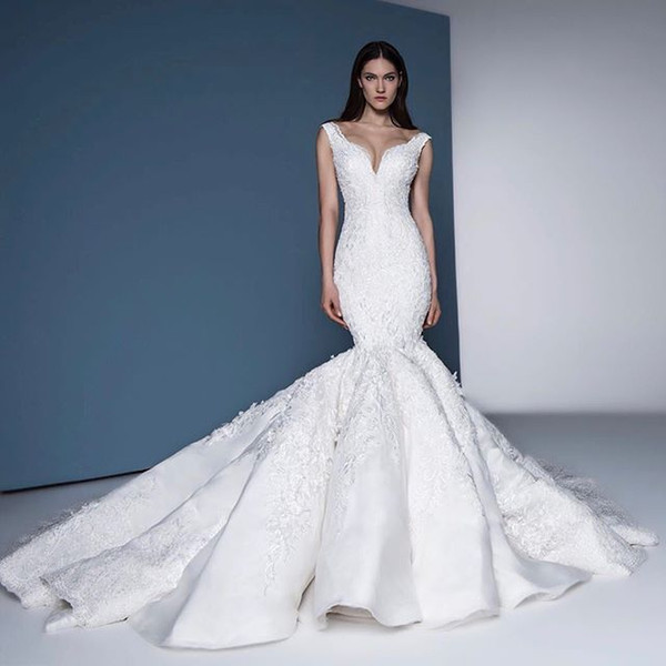 Luxury Lace Appliqued Mermaid Wedding Dresses Vintage Open Back Plus Size Bridal Gown With Chapel Traun