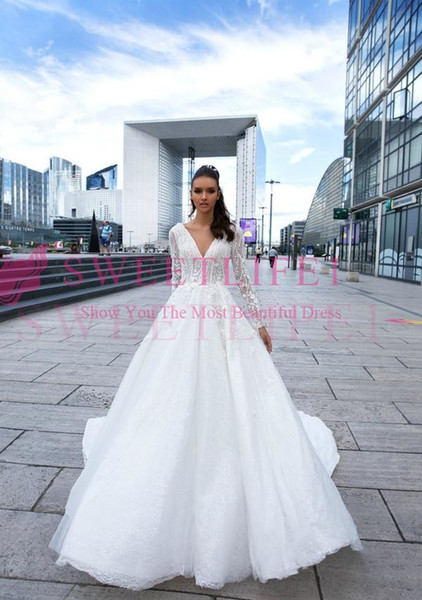 Boho Wedding Dresses A Line Princess Backless Tulle Lace Applique Bride Dress Bridal Gown Long Sleeves