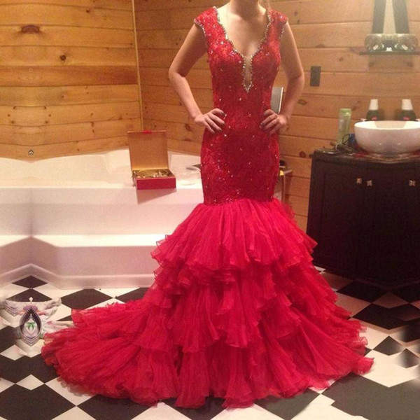 New Red Plunging V-neck Mermaid Wedding Dress Sleeveless Sexy V-back Lace Beaded Tiered Mermaid Wedding Bridal Gown