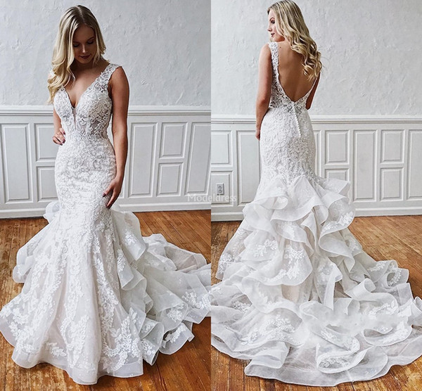 Gorgeous Lace Mermaid Wedding Dresses Deep V-Neck Tiered Backless Covered Button Sweep Train Classic Bridal Gowns Charming Vestidoe De Noiva