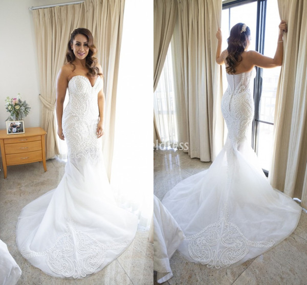 Gorgeous Lace Mermaid Wedding Dresses Strapless Appliques Sweep Train Church Country Style Bridal Gowns Chic Chapel Castle Vestidoe De Noiva