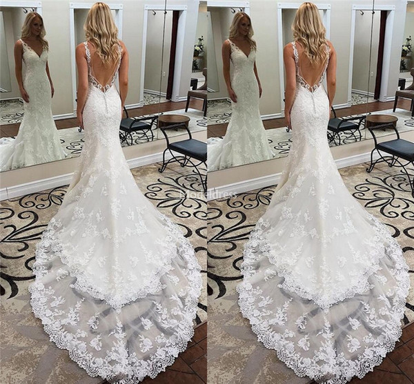 Charming Lace Mermaid Wedding Dresses V-Neck Appliques Backless Sweep Train Elegant Castle Bridal Gowns Church Chapel Vestidoe De Noiva