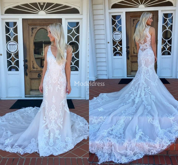 Elegant Mermaid Lace Wedding Dresses V-Neck Illusion Court Train Appliques Country Chapel Vestidoe De Noiva Cheap Castle Church Bridal Gowns