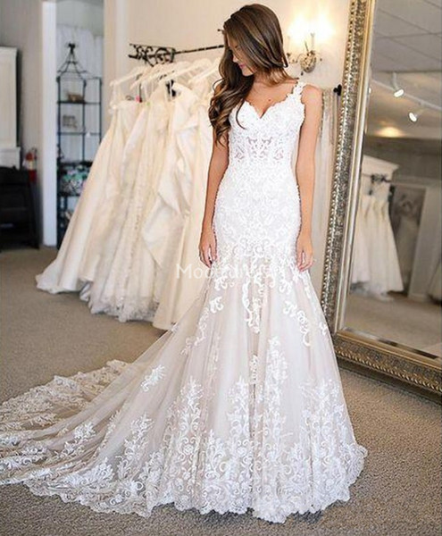 Arabric Lace Mermaid Wedding Dresses V-Neck Sweep Train Appliques Country Style Castle Chapel Bridal Gowns Gorgeous Vestidoe De Noiva Custom