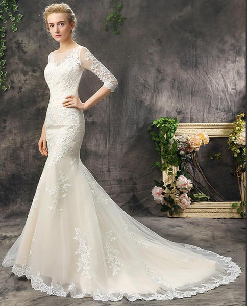 Scoop Neck Lace Tulle Wedding Dresses with sweep train Appliques Mermaid Wedding Gowns Lace Up