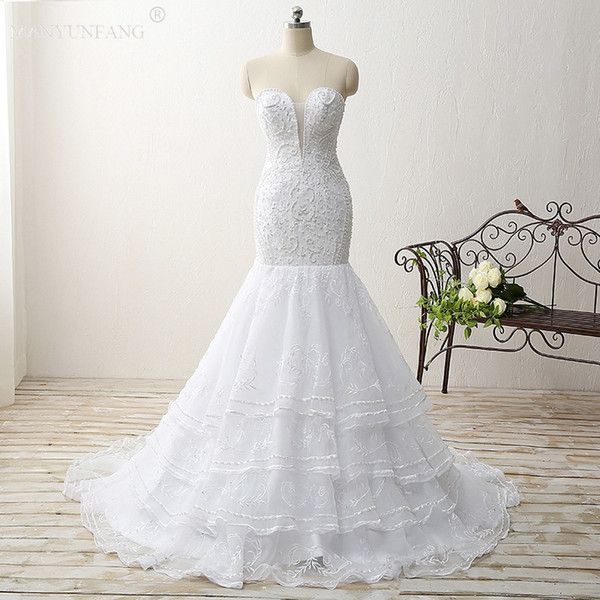 Romantic Sexy Wedding Dresses Strapless Sweetheart Neckline Full Pearls Embellishment Garden Wedding Dresses