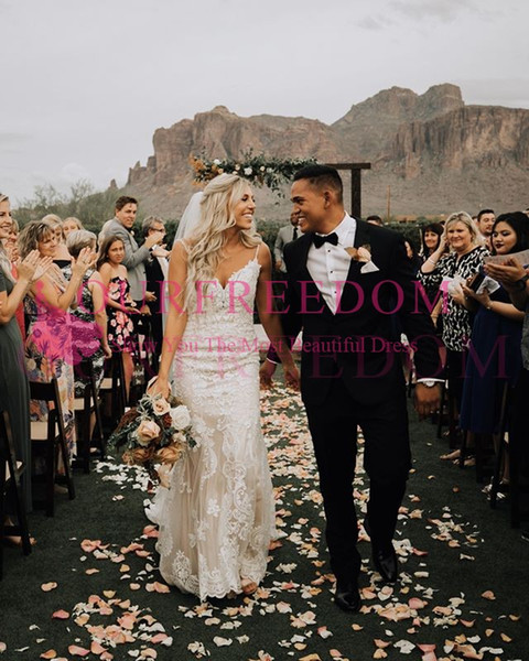 Bohemian Style Spaghetti Lace Wedding Dresses Appliques Zipper Back Sheath Sweep Train Garden Rustic Bridal Gown Custom Made Hot Sale
