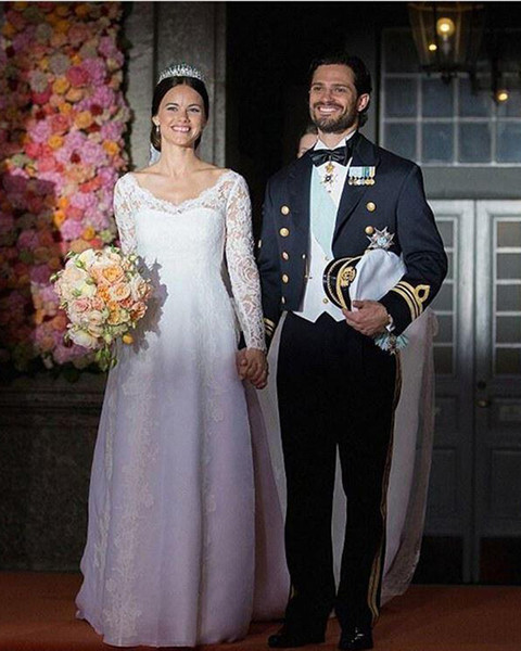 2016 Latest Sweden Royal Princess Sophia Lace Wedding Dresses Long Sleeve Cathedral Train Wedding Gown Vestido de Noiva