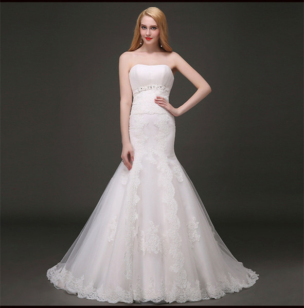 2017 Simple Country Wedding Dresses Romantic Vintage Lace Sheath Wedding Gowns Cheap Strapless Fitted Bridal Dresses China Designer Dresses