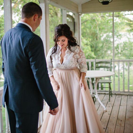 Nude Ivory Deep V-neck Wedding Dresses Plus Size Illusion Long Sleeve Empire Waist Beach Wedding Dress Country Bridal Gowns Custom Made