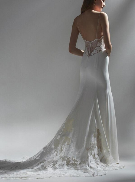 Spaghetti Straps Sheath Wedding Dress Low Back Modern Sheer Lace Chapel Train Elegant Backless Satin Bridal Gown Ivory
