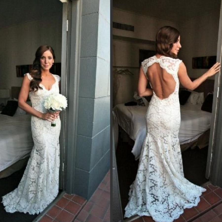 2015 Fairy tale sheath lace v-neck backless floor length glamorous wedding dresses wedding gowns