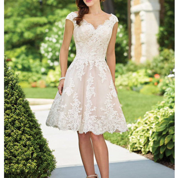 New Vintage Lace Short Wedding Dress with Cap Sleeves V Neck Keen Lengh Bridal Gowns