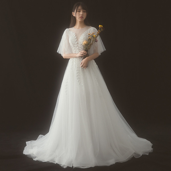 French light wedding dress 2019 New Qi wedding dress One word shoulder simple sen system dream small trailing woman net red shake sound