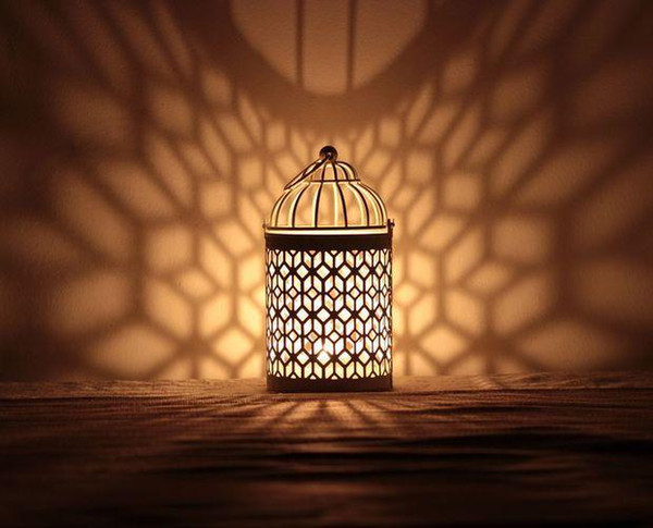 Free shipping New Romantic Elegance Classical Iron Beautiful Candle Holders Zakka Storm Lantern Wedding Home Decoration