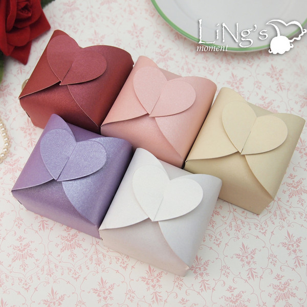 Purple,Pink Bridal Candy Boxes Paper Favor Boxes New Arrival 6*6*6cm Wedding Accessories 2017 New Arrival Romantic Heart Shape 50pieces/Set