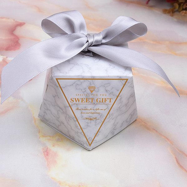 2019 Newest Diamond Paper Candy Boxes Creative Wedding Favors For Guest Wedding Party Gift Boxes With Ribbon